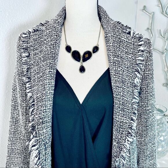 SilkLand Tweed Raw Hinge Blazer Petite - Picture 5 of 10